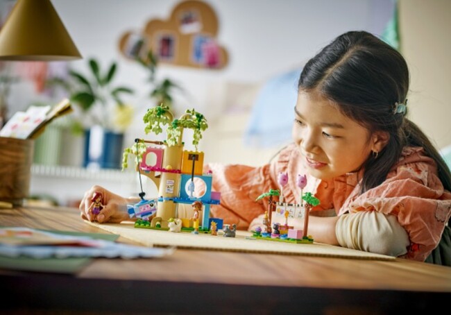 Cat Birthday Party & Tree